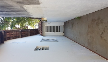 C2063 24.jpg